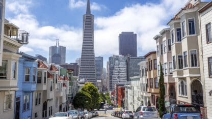 Image of the Transamerica Pyramid from a street in San Francisco, CA.